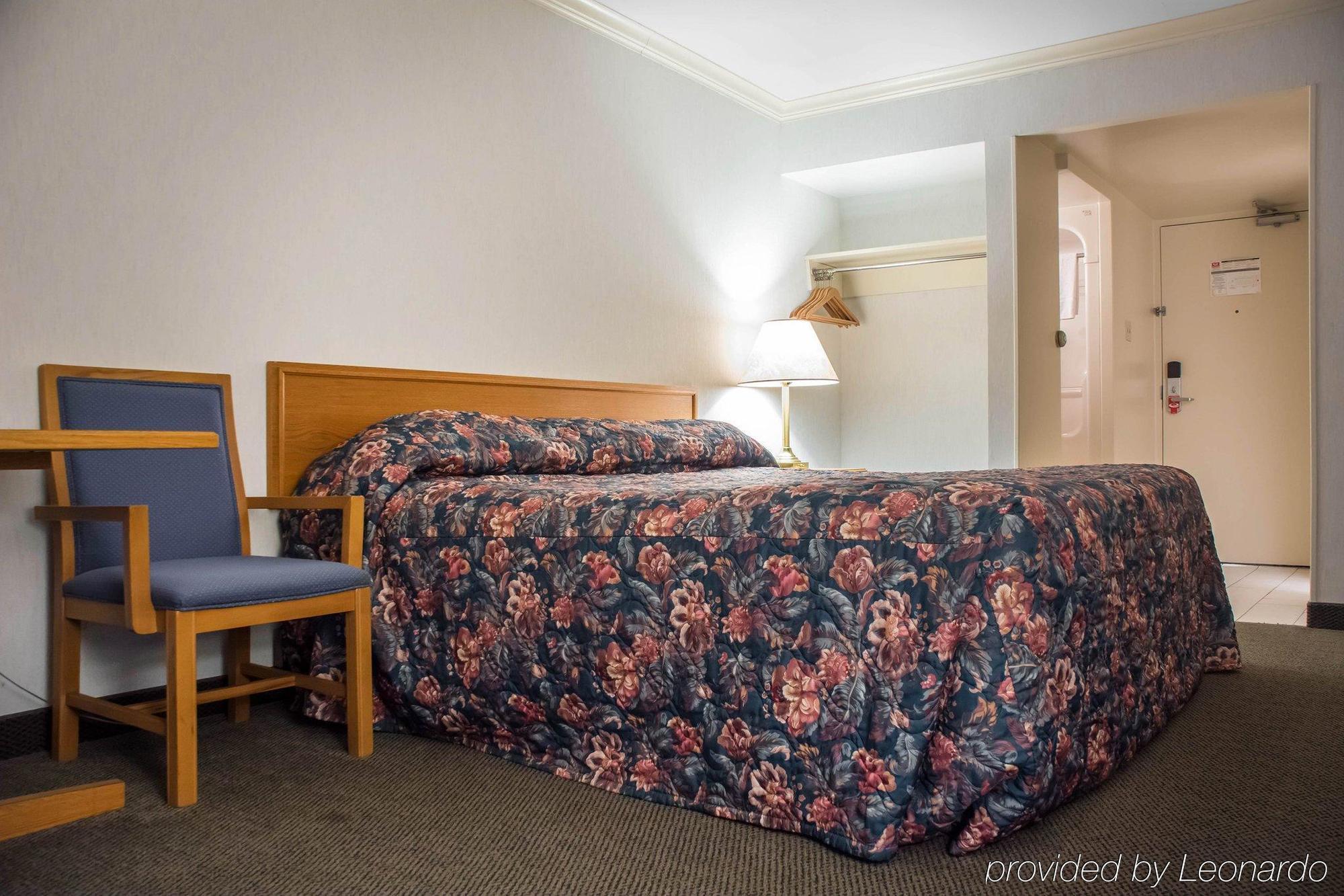Econo Lodge By The Falls Καταρράκτες του Νιαγάρα Εξωτερικό φωτογραφία