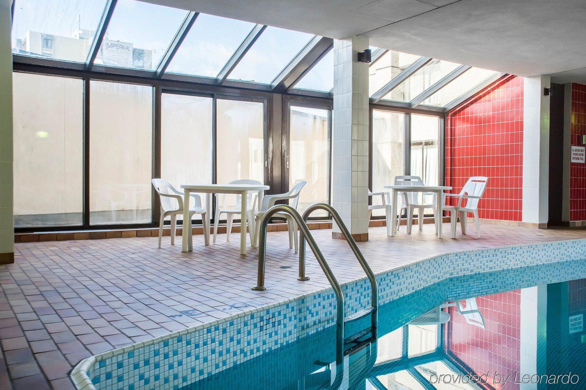 Econo Lodge By The Falls Καταρράκτες του Νιαγάρα Εξωτερικό φωτογραφία