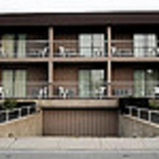Econo Lodge By The Falls Καταρράκτες του Νιαγάρα Εξωτερικό φωτογραφία